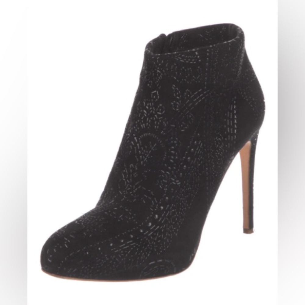 Rupert Sanderson Suede Patterened Embossed Heeled Ankle Boot in black Size 9